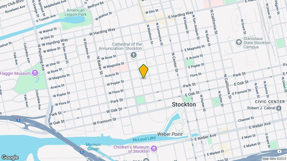 830 N Van Buren St Map and Location Details