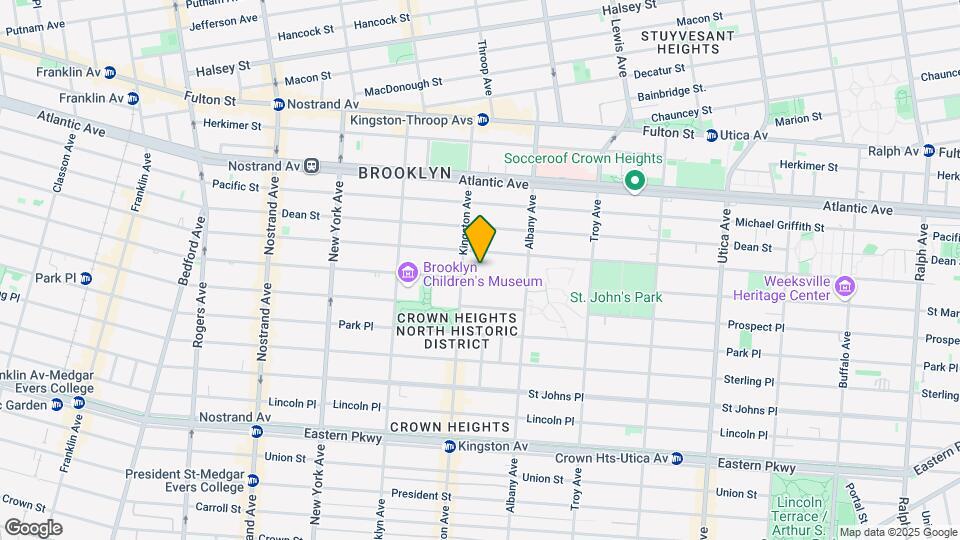 925 Saint Marks Ave Mapa y Detalles de la Ubicación