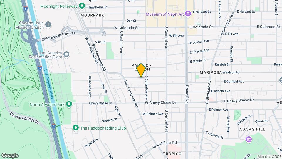 418 W Windsor Rd Mapa y Detalles de la Ubicación