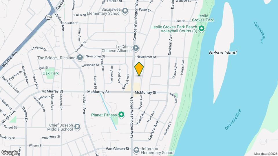 1911 Hoxie Ave Map and Location Details