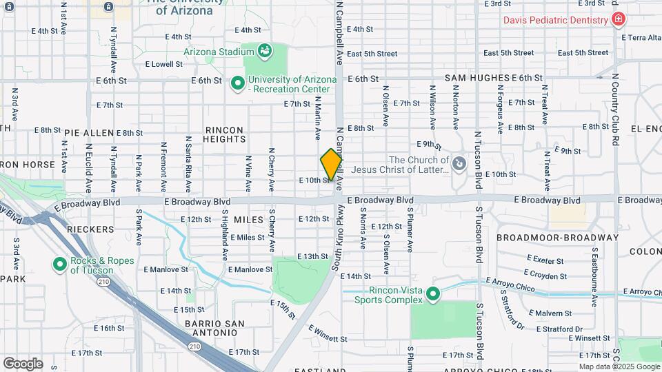 1822 E 10th St, Unit #2 - 5 bed 4 bath Map and Location Details