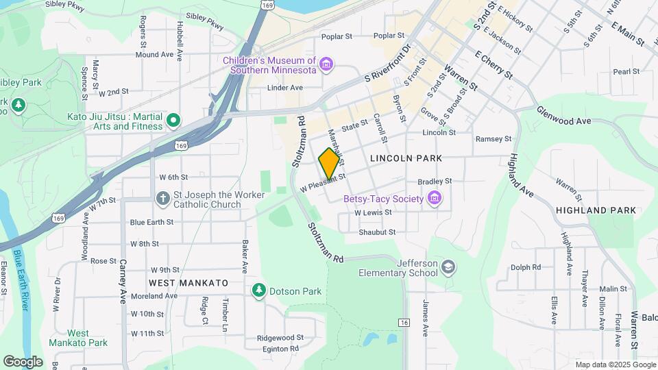 427 W Pleasant St, Unit 2 Map and Location Details