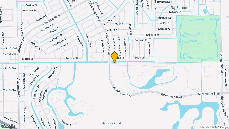 19525 Fairhill Ct Map and Location Details