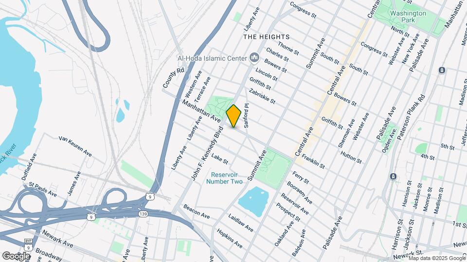 179 Manhattan Ave, Unit GP5591A3 Map and Location Details