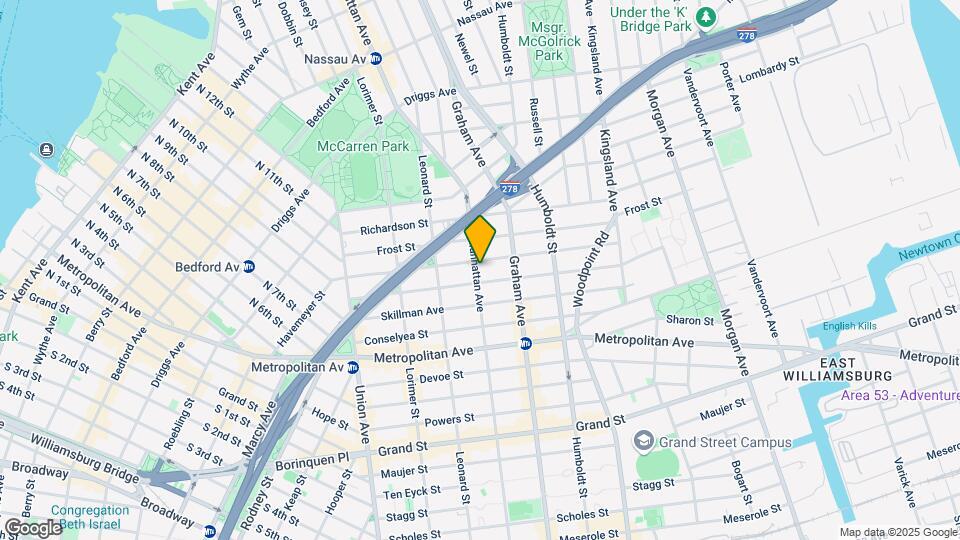 374 Manhattan Ave Map and Location Details