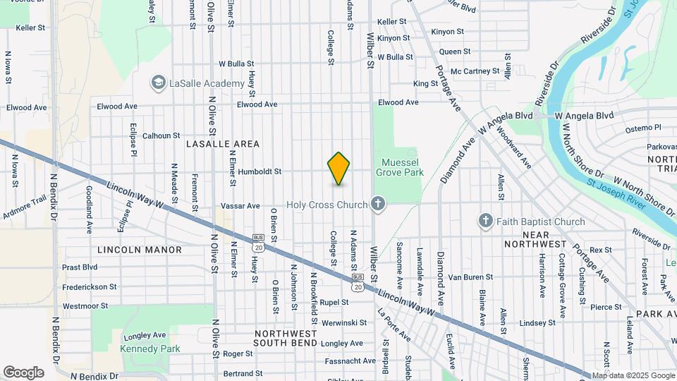 1122 College St Map and Location Details