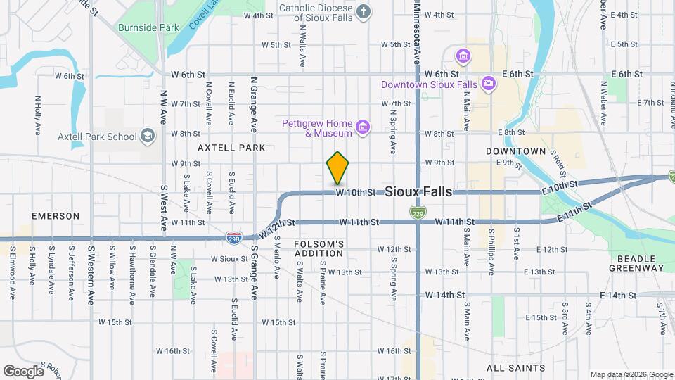 734 W 10th St Map and Location Details