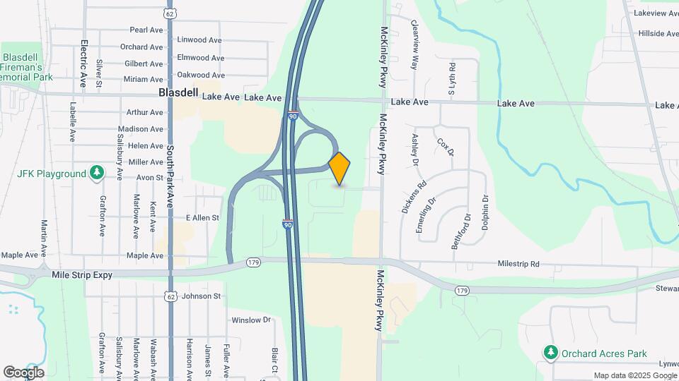 Camelot Village Apartments in Blasdell, NY