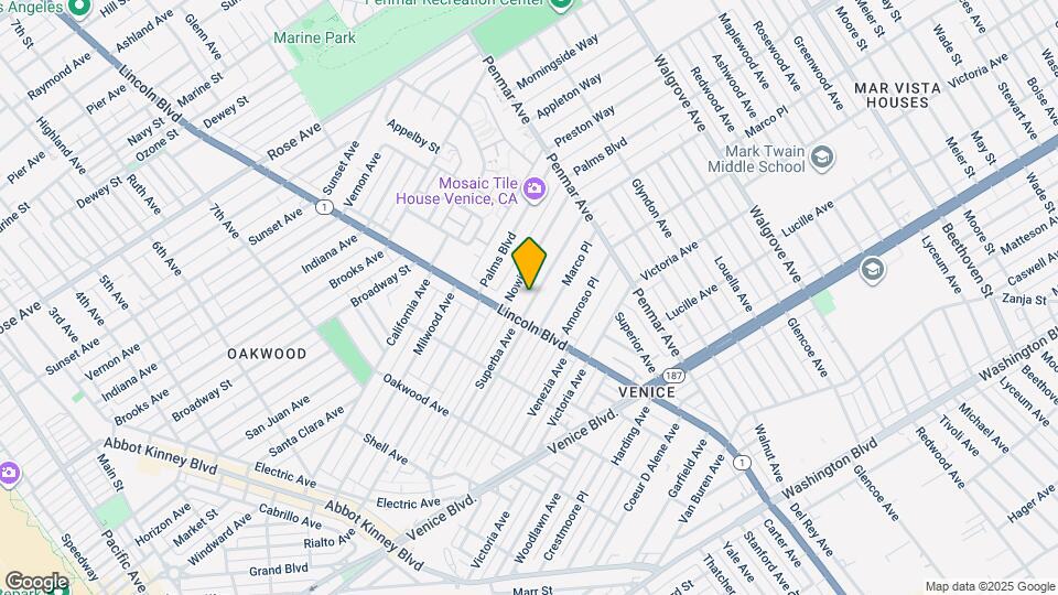 1023 Superba Ave Map and Location Details