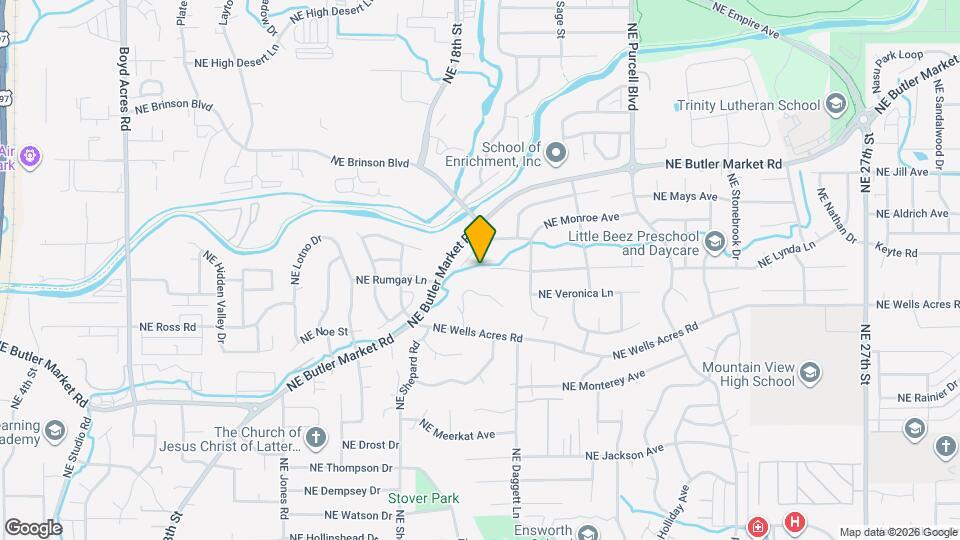 1600 NE Hollowtree Ln Map and Location Details
