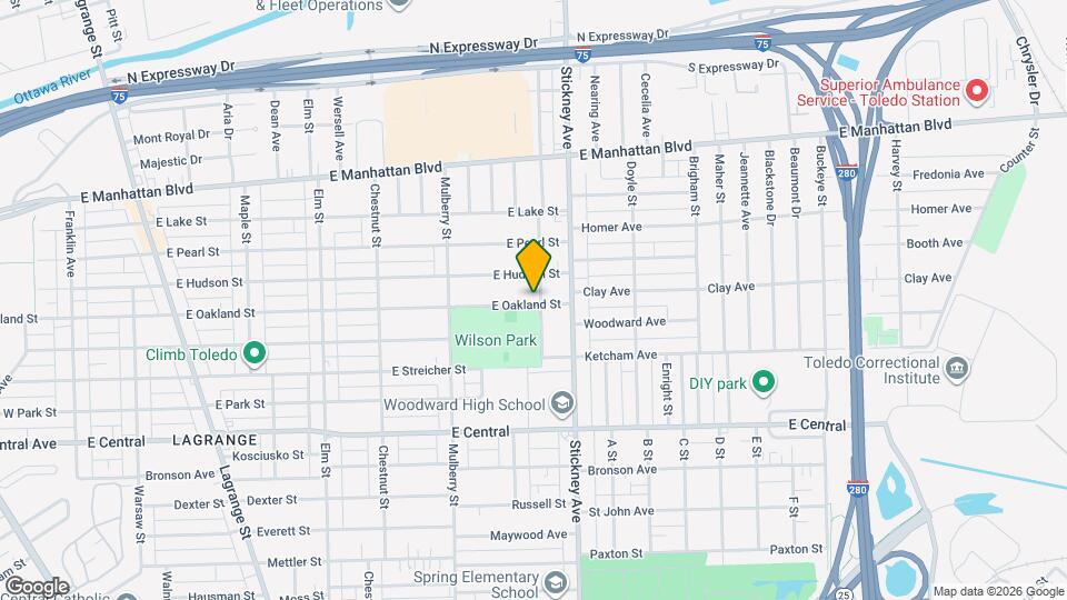 733 E Oakland St Map and Location Details