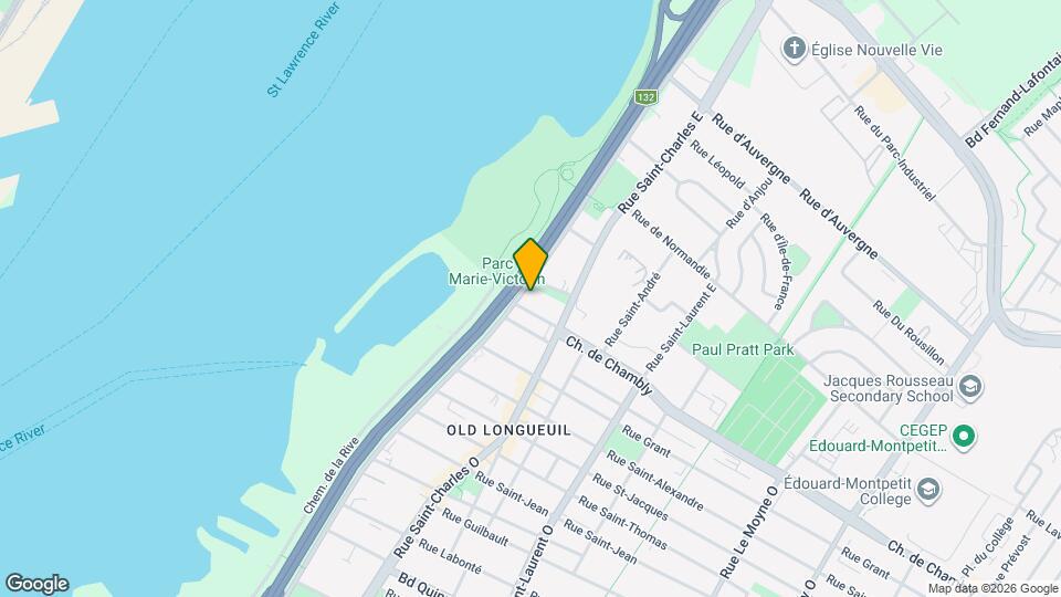 Les Lofts St-Charles 3 Map and Location Details