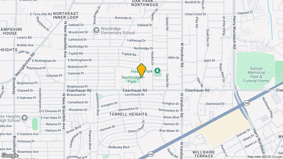 826 Chevy Chase Dr Map and Location Details