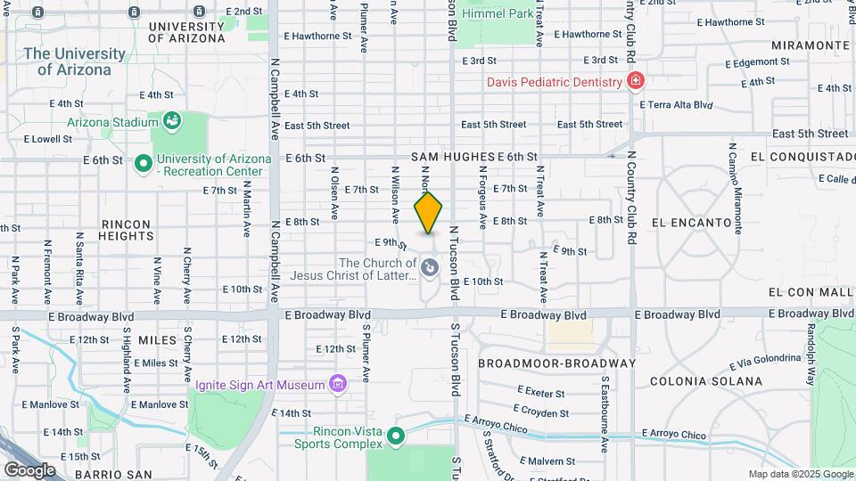 223 N Norton Ave Map and Location Details