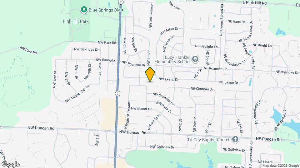 441 NW Chateau Dr Map and Location Details