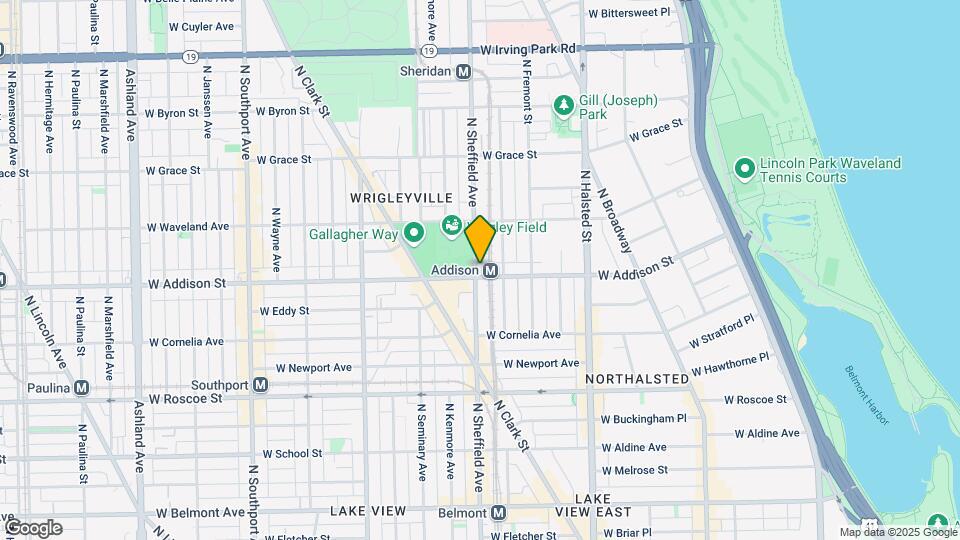 956 W Addison St Map and Location Details
