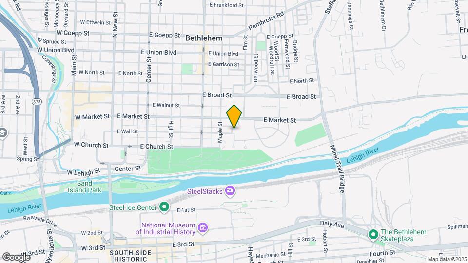 427 E Wall St Map and Location Details