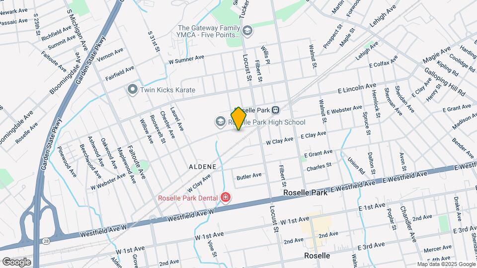 140 W Webster Ave Map and Location Details