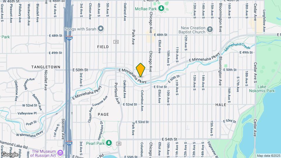 720 E Minnehaha Pkwy Map and Location Details
