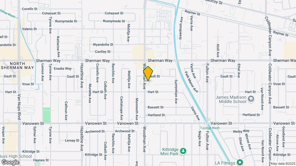7040 Woodman Ave Map and Location Details