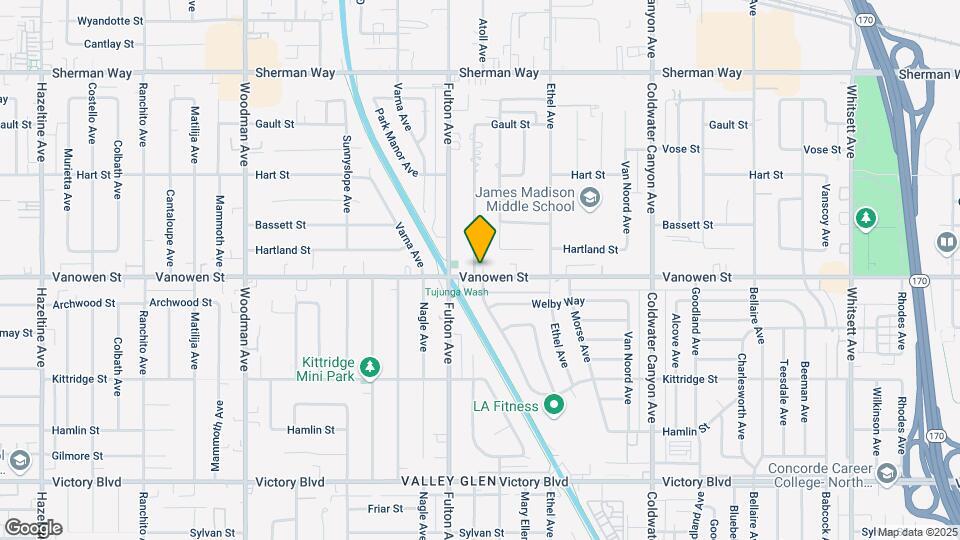13227 Vanowen St Mapa y Detalles de la Ubicación
