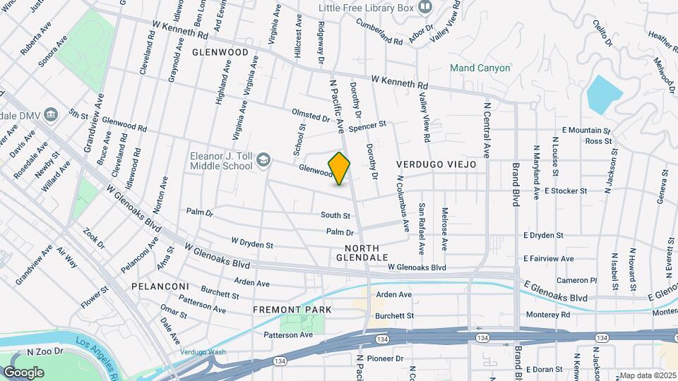 521 W Stocker St Map and Location Details