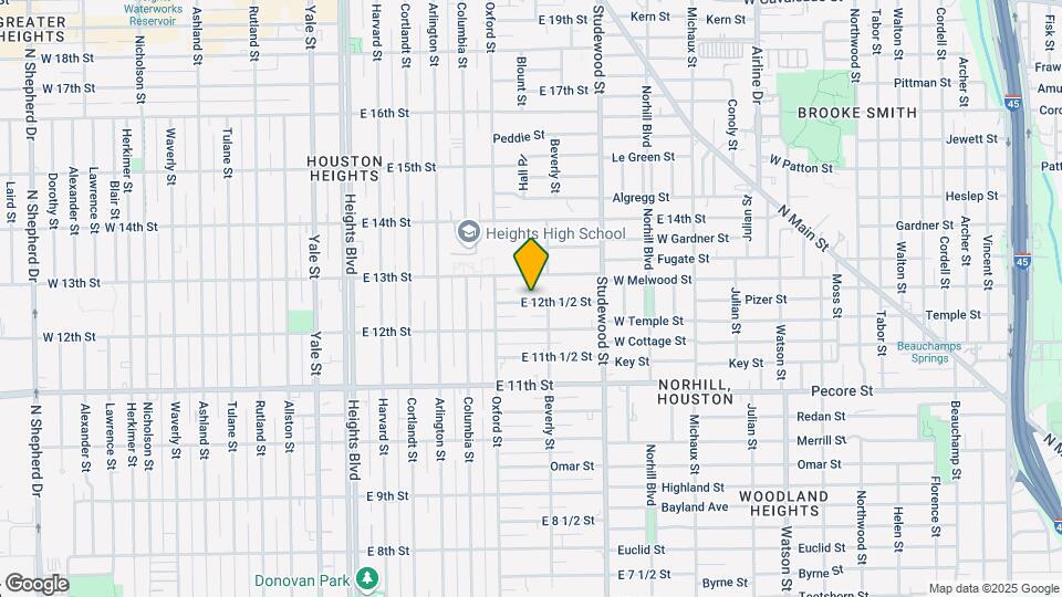 623 E 12th 1/2 St Map and Location Details
