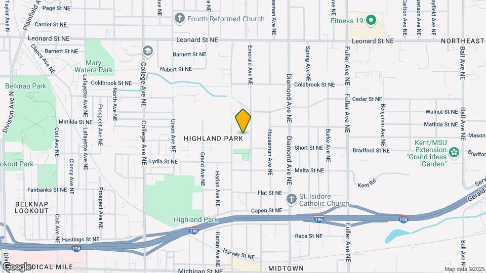 867-883 EMERALD Ave NE Mapa y Detalles de la Ubicación