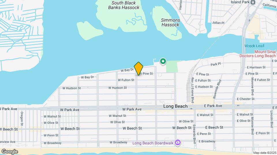 610 Laurelton Blvd Map and Location Details