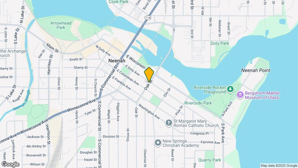 216 Oak St Map and Location Details