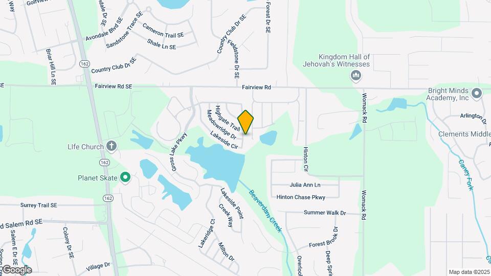 665 Lakeside Cir Map and Location Details