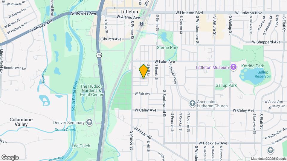 2268 W Maplewood Ave Map and Location Details