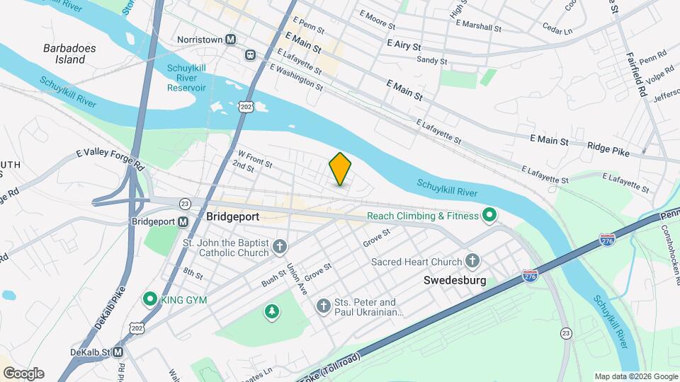 33 E Front St Map and Location Details