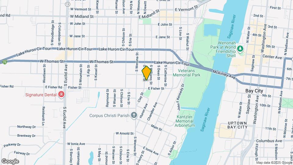 611 S Dewitt St Mapa y Detalles de la Ubicación