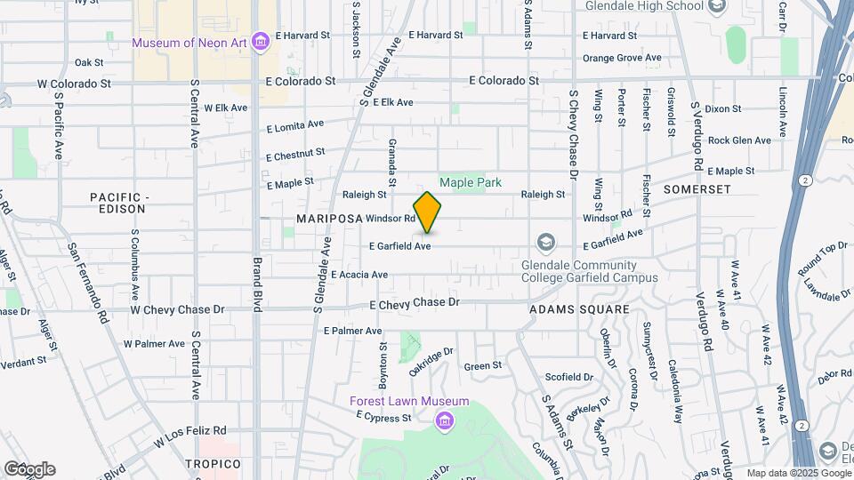 703-705 E Garfield Ave Mapa y Detalles de la Ubicación