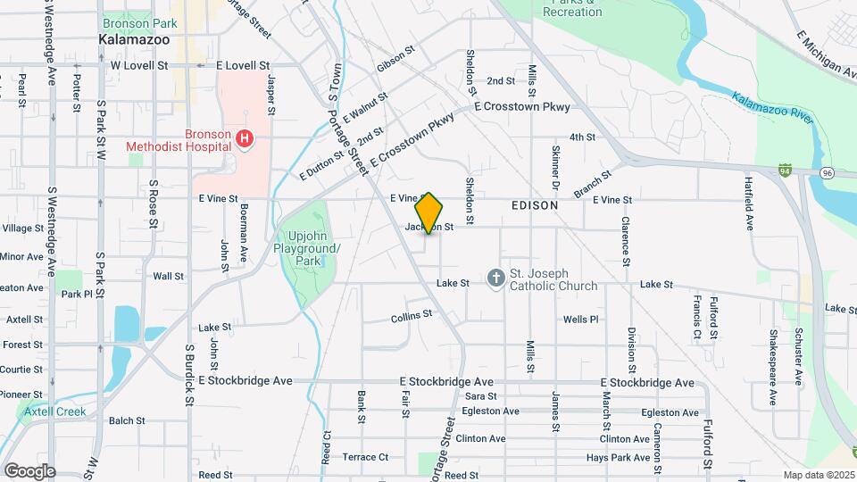 913 Neumaier Ct Map and Location Details