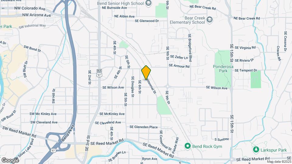 695 SE Centennial St Map and Location Details