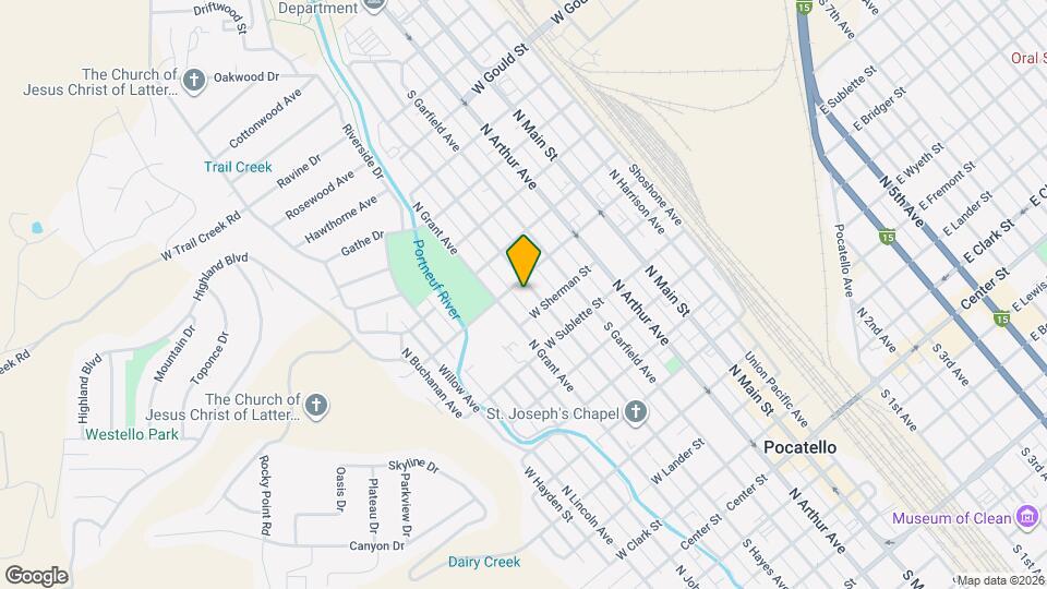 935 Hayes N Ave, Unit D Mapa y Detalles de la Ubicación