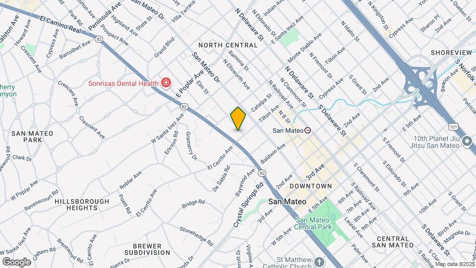 111 Elm St Map and Location Details