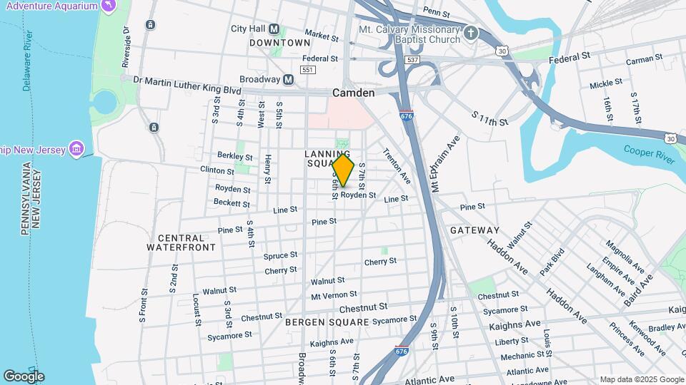 555 Roberts St Map and Location Details
