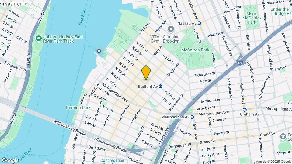 196-198 Bedford Ave Map and Location Details