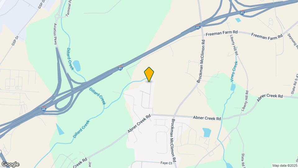 569 Hillpark Ln Map and Location Details