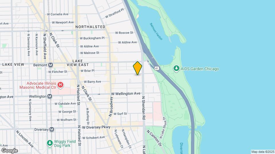 419 W Briar Pl Map and Location Details