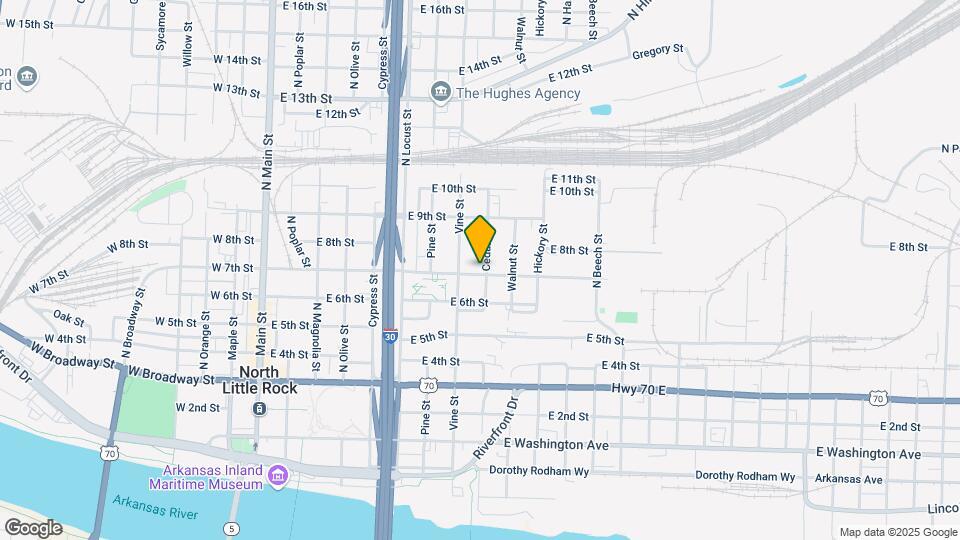 701 Cedar St Map and Location Details
