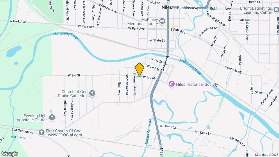 209 W 3rd St Mapa y Detalles de la Ubicación