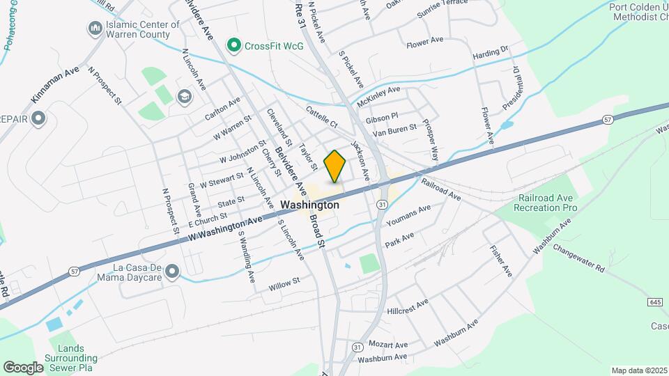 E Washington Apartments Mapa y Detalles de la Ubicación