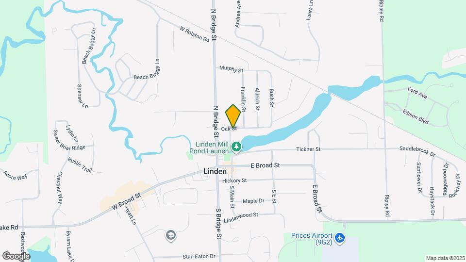 202 Oak St Map and Location Details