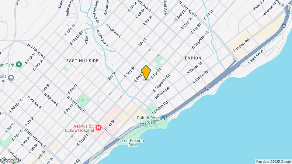 1427 E 1st St Mapa y Detalles de la Ubicación