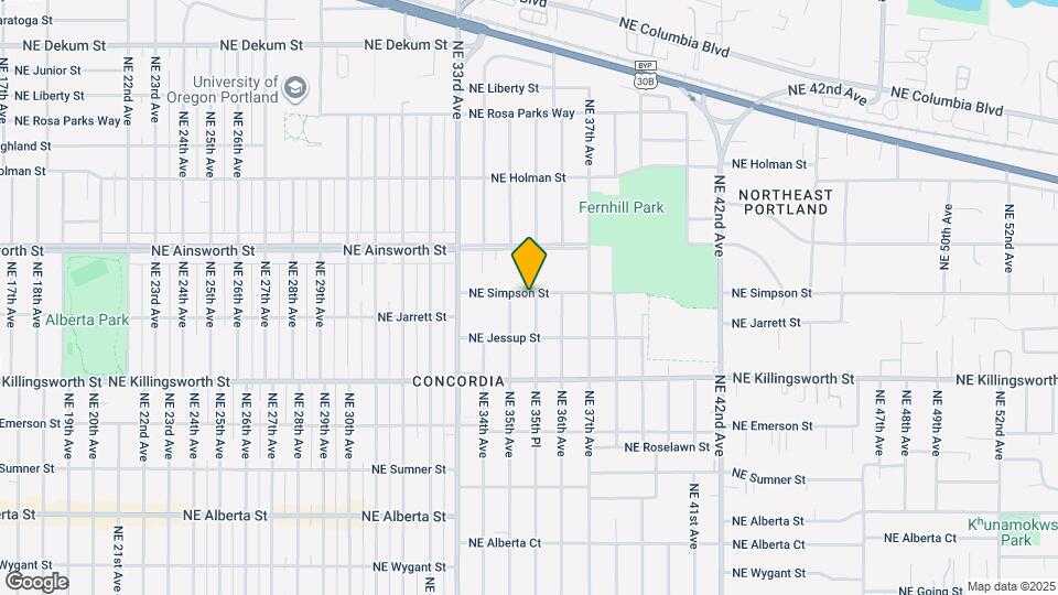 3524 NE Simpson St Mapa y Detalles de la Ubicación