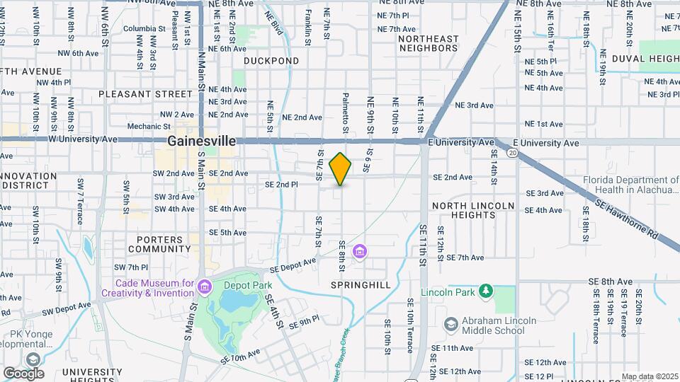 220 SE 8th St Map and Location Details